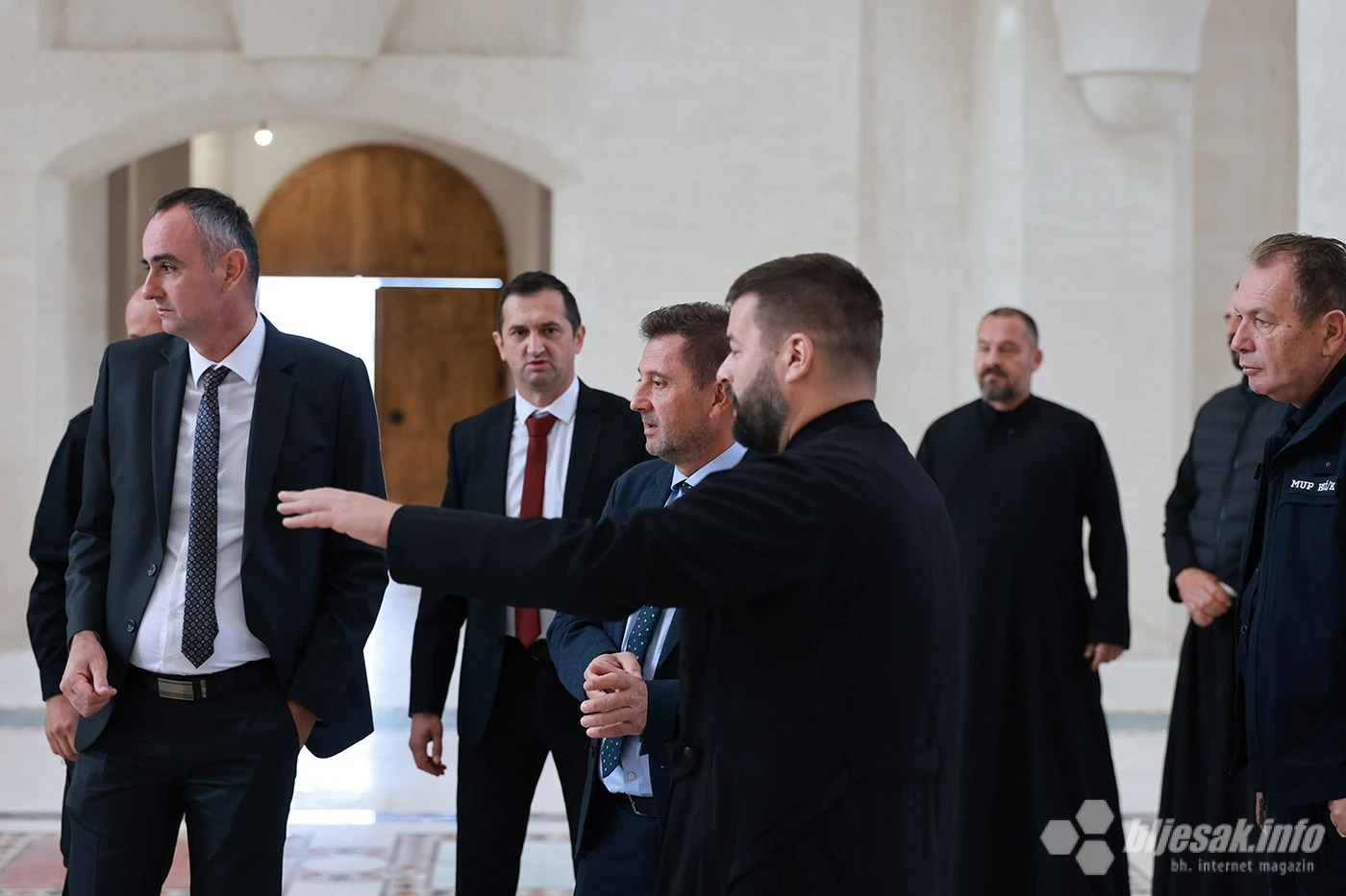 Gradonačelnik Kordić i predsjednik Gradskog vijeća Rahimić u posjeti Sabornoj crkvi