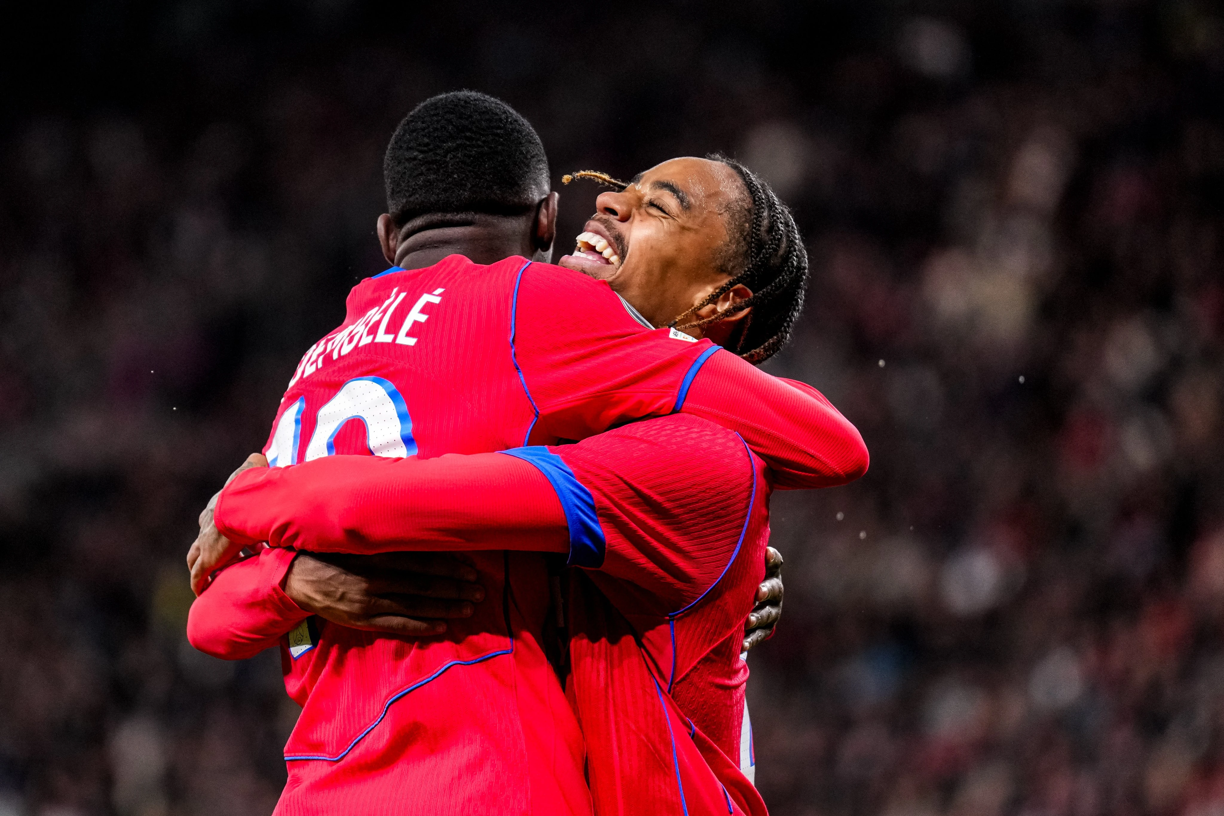 Nevjerojatna dominacija PSG-a i PSV-a, uvjerljivi Arsenal, Inter i Borussia (D)