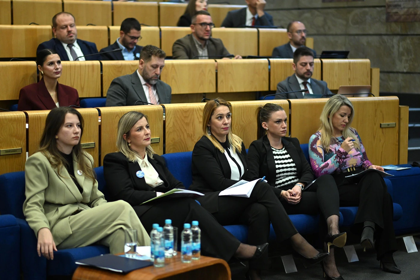 78 posto mladih u BiH i dalje živi s roditeljima - porazna slika predstavljena u Parlamentu