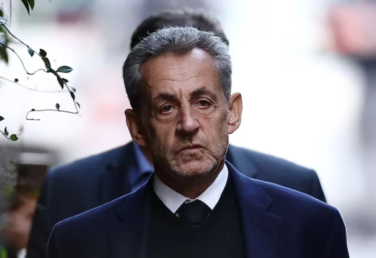Sarkozy tek stigao u zatvor, već mu prijete smrću