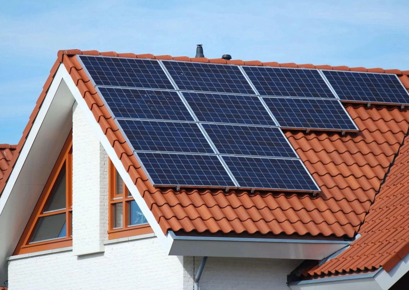 HNŽ želi olakšati postavljanje solarnih panela na krovove kuća