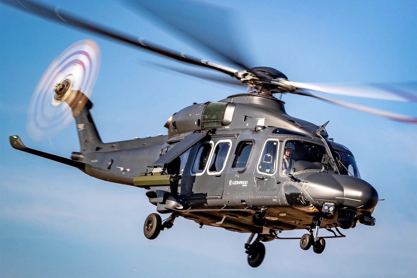 Helez: Nabavka dronova Bayraktar TB2 i helikoptera Leonardo za modernizaciju Oružanih snaga BiH
