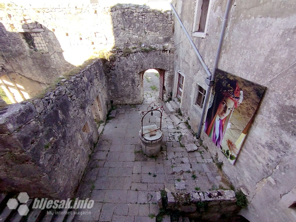 Pogled s najviše točke kaštela