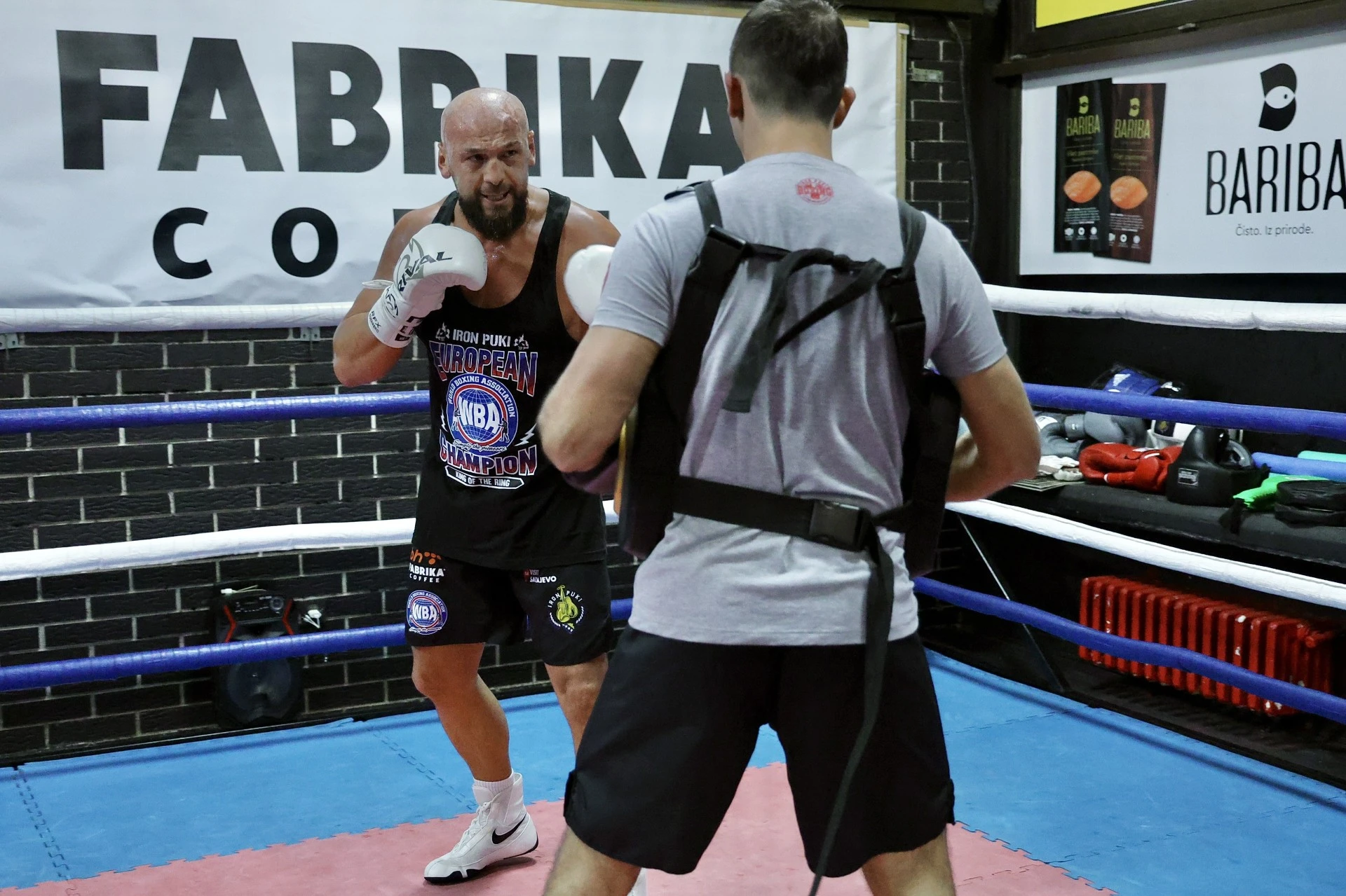 Iron Puki i Edin Avdić odradili otvoreni trening uoči mečeva: "Skenderija će gorjeti u petak"