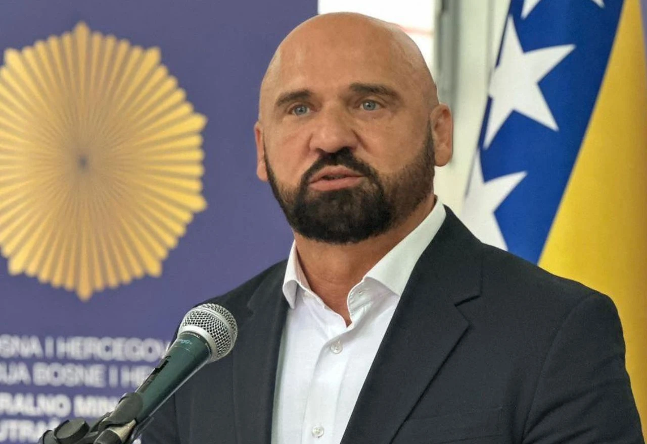 Isak: Nema političkih pritisaka, FUP ostaje primjer sigurnosne agencije