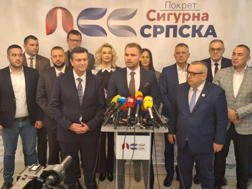 Stanivuković i Radojičić dali bezuvjetnu podršku Blanuši