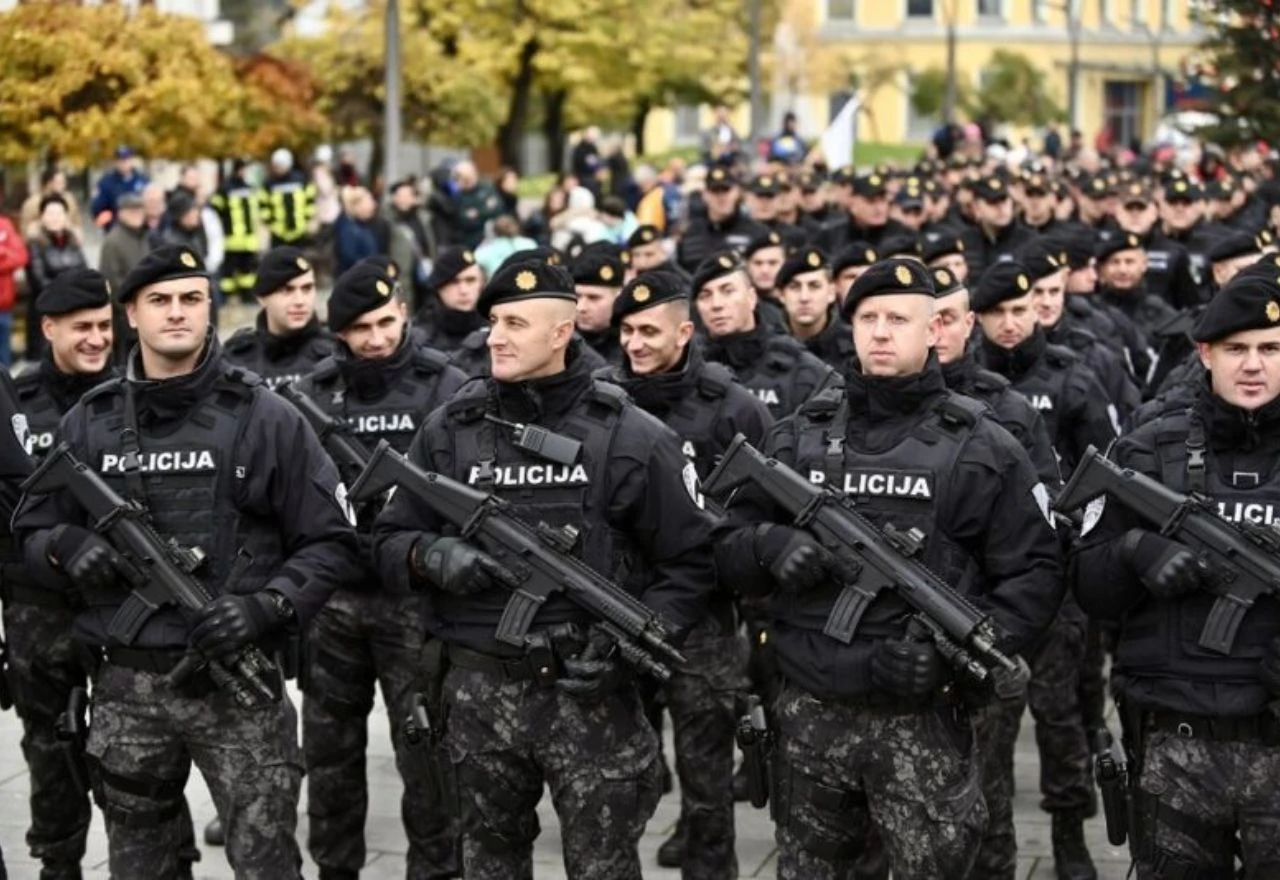 Novi detalji: Među osumnjičenima za pedofiliju i načelnik policije