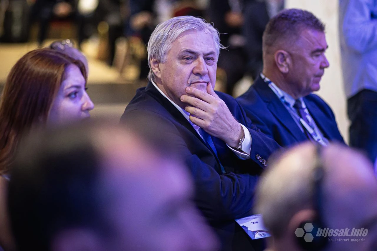Safet Oručević: Podržavam istragu, nijedna moja odluka nije oštetila Grad Mostar