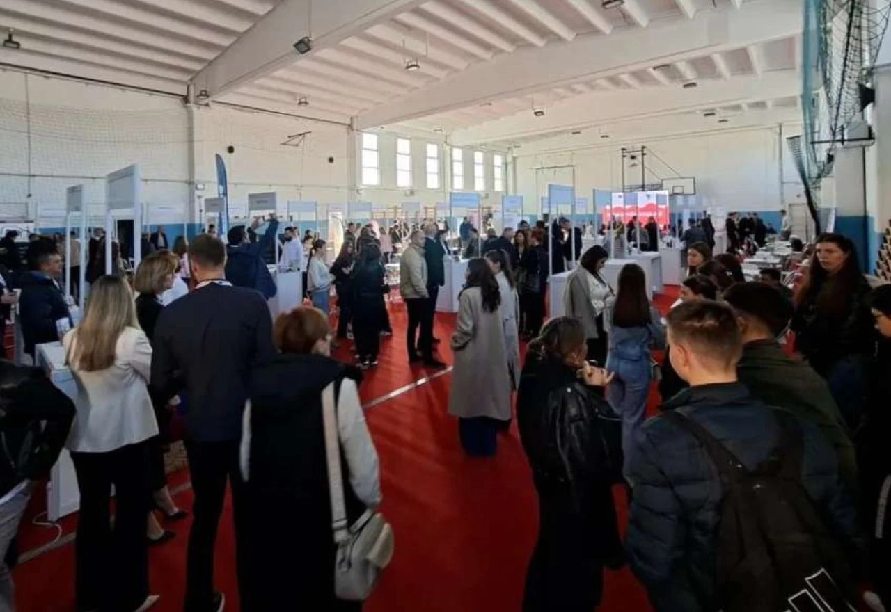 Sajam zapošljavanja u Livnu: Poslodavci ponudili više od 130 radnih mjesta