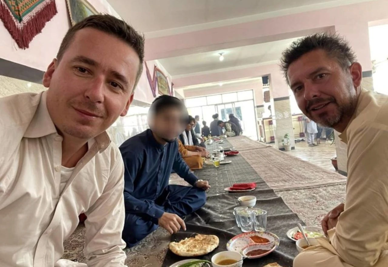 Mario i Marin nakon 50 dana zatočeništva u Maliju stigli kući