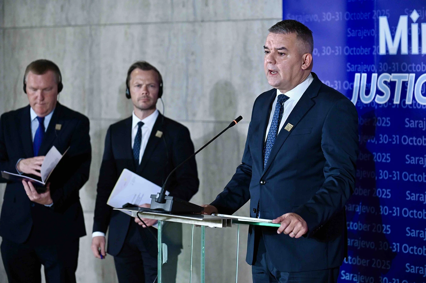 Treba nam neovisno pravosuđe i nepristrani mediji
