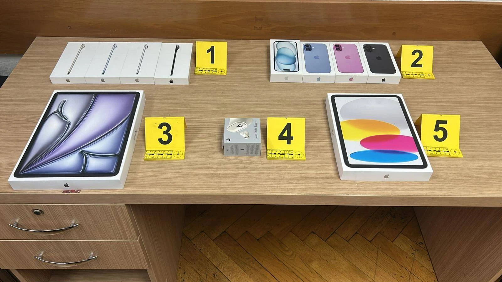 Rasvijetljena krađa u trgovini IQ Mobile u Širokom Brijegu