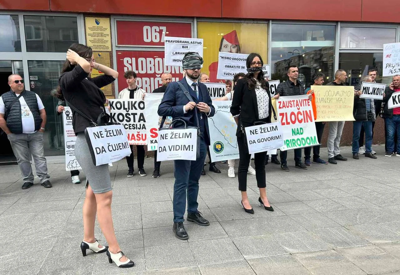 Aarhus centar i Savez traže od OHR-a i UN-a očuvanje zabrane raspolaganja državnom imovinom