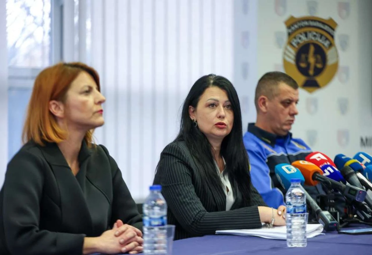 Oglasila se tužiteljica: Jedan policajac imao odnos s maloljetnicom, drugi samo neprimjerenu komunikaciju