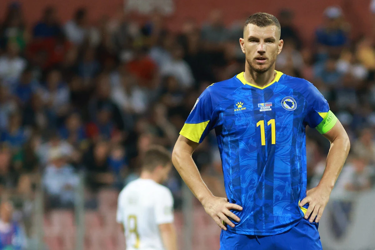 Savez se nije oglasio, Džeko i reprezentativci traže da se odluka preispita