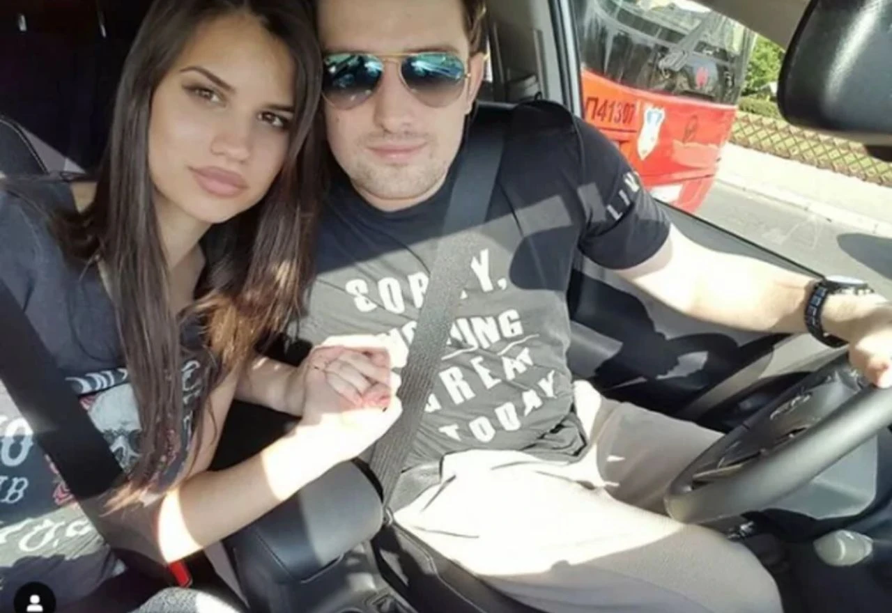 "Sreću čuvamo za sebe": Mirza Selimović potvrdio zaruke s dugogodišnjom djevojkom