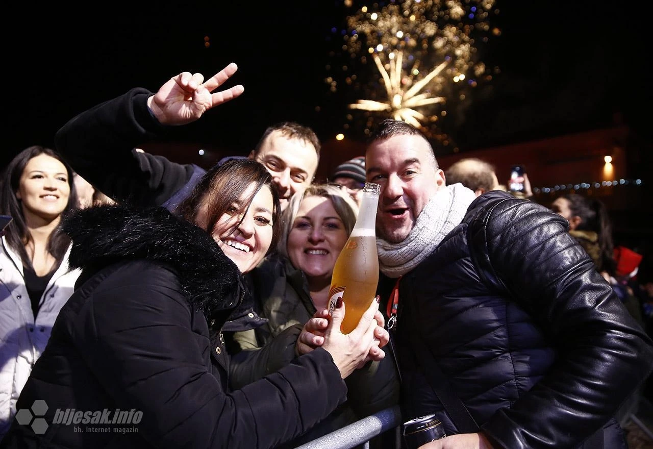 FOTO / VIDEO | Mostar kroz godine slavlja: Pregled dočeka od 2018. do 2025. godine