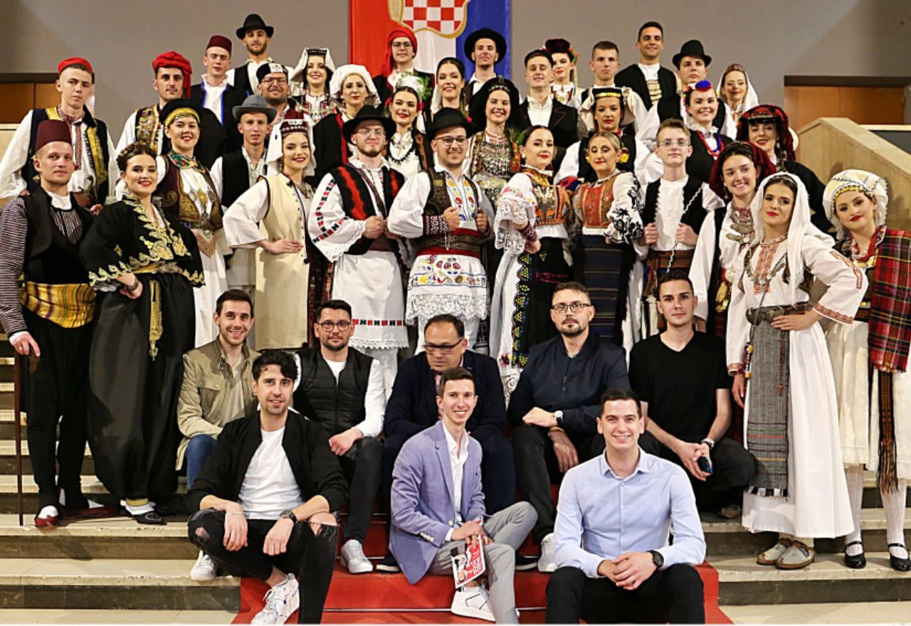 Revija tradicijskog ruha "Od mora do Save" u Mostaru