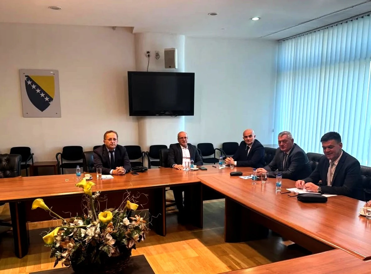 Raguž o Petorki: Narodu ne trebaju kopije, imat ćemo kandidata za Predsjedništvo