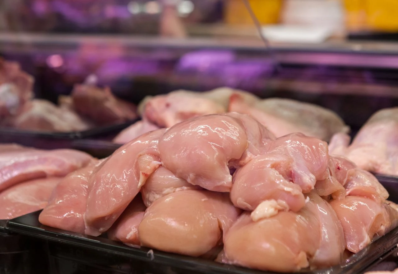 Veterinarska inspekcija preuzela nadzor nad pošiljkom piletine, pronađena bakterija Salmonella Mbandaka
