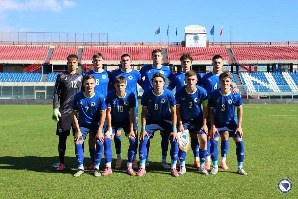 Mladi Zmajevi poraženi protiv Poljske