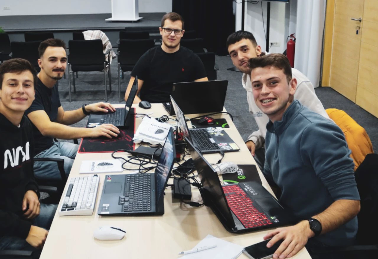 FOTO | MindTech Hackathon spojio psihologiju i tehnologiju u Mostaru