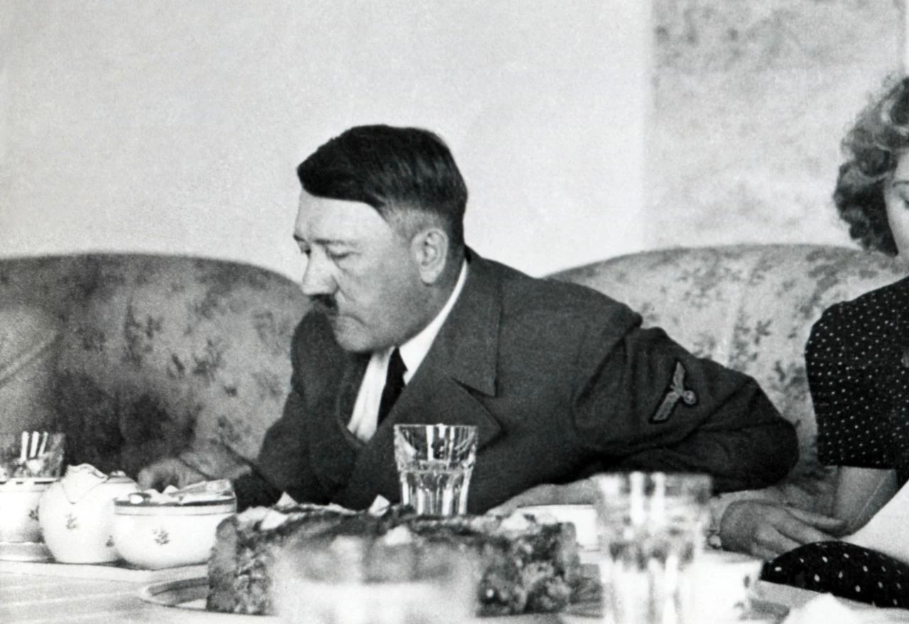 Hitler je vjerojatno imao rijedak genetski poremećaj, odbačen mit o židovskom podrijetlu