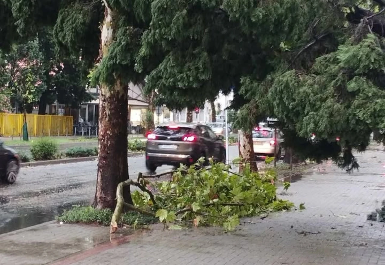 Izdano narančasto upozorenje: Udari vjetra do 70 km/h u Mostaru i ostatku BiH