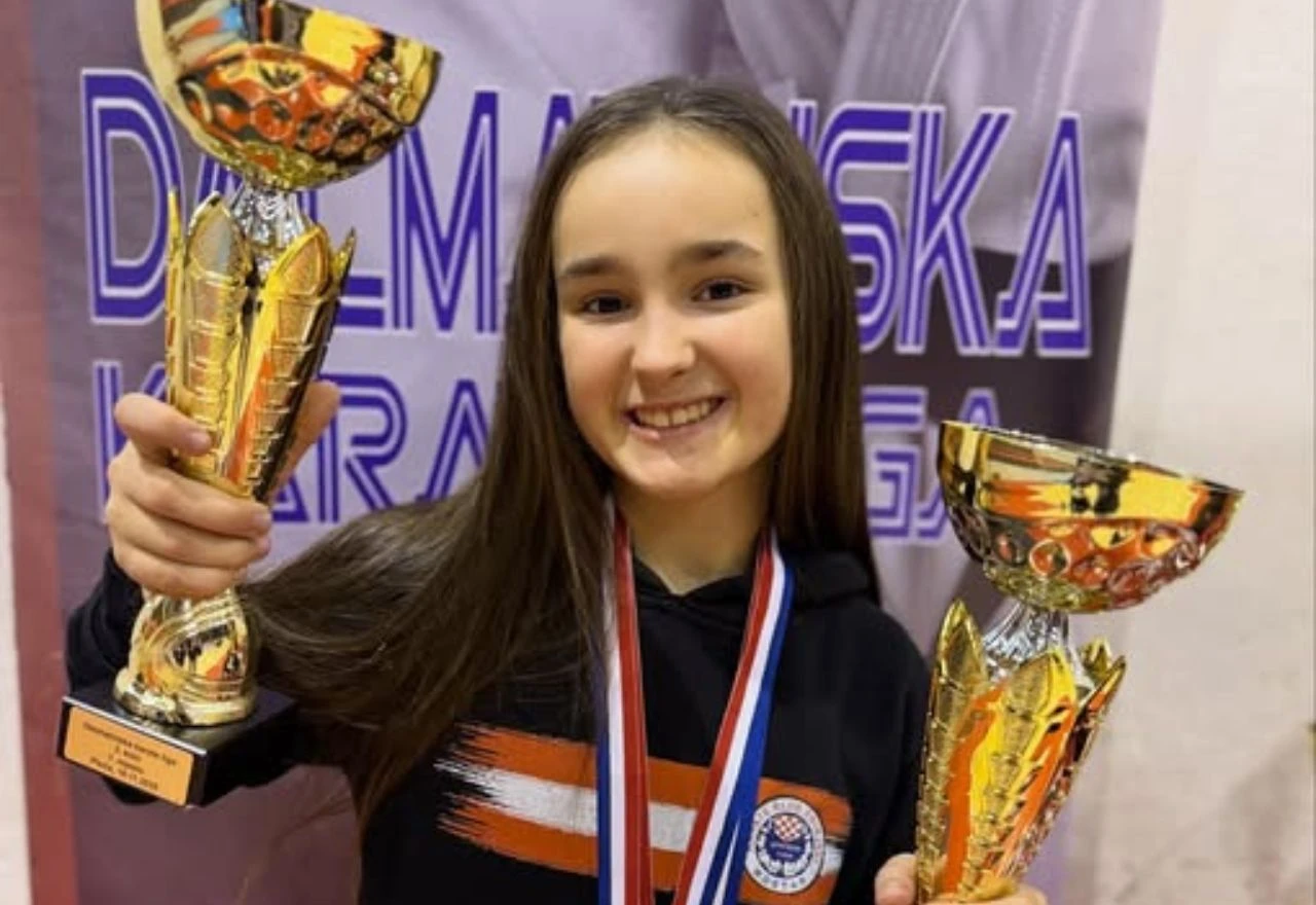 Karate klub Zrinjski briljirao: U dva dana na tri turnira osvojili 26 medalja i 12 zlata