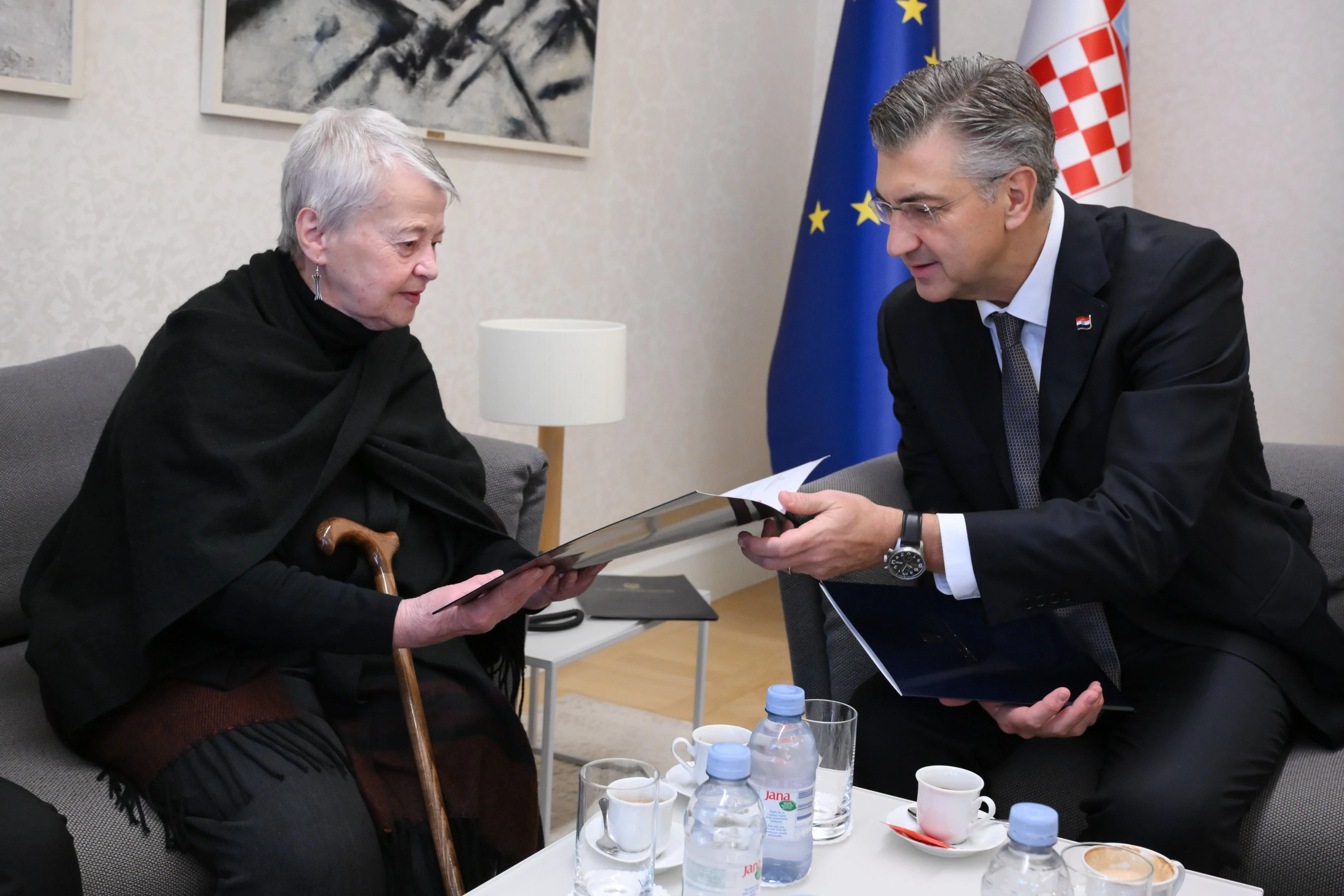 Hrvatsko državljanstvo posmrtno dodijeljeno heroju Jean-Michelu Nicolieru i njegovoj majci