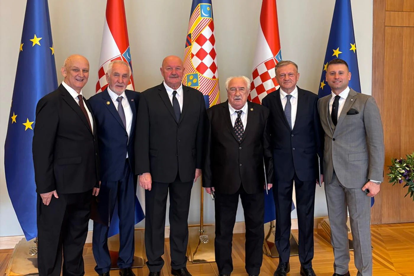 Mostar dobio tri počasna generala Hrvatske vojske