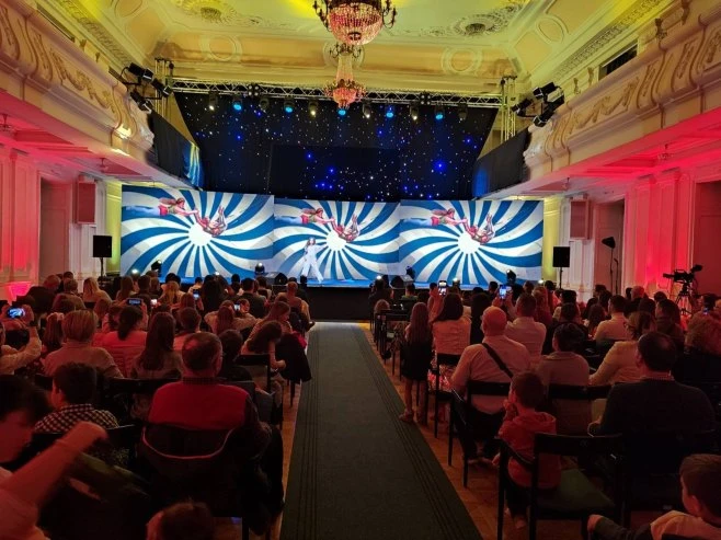 VIDEO | Mostarske predstavnice na festivalu ''Mali kompozitor 2025'': Tamara Sabljić i Karmen Gilja među 14 finalista
