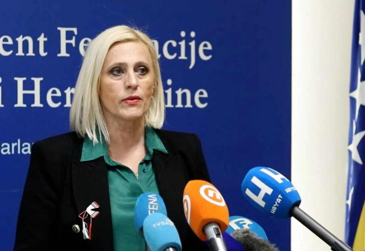 Nasilje u obitelji raste: Parlament FBiH danas odlučuje o ključnim mjerama zaštite žena i djece