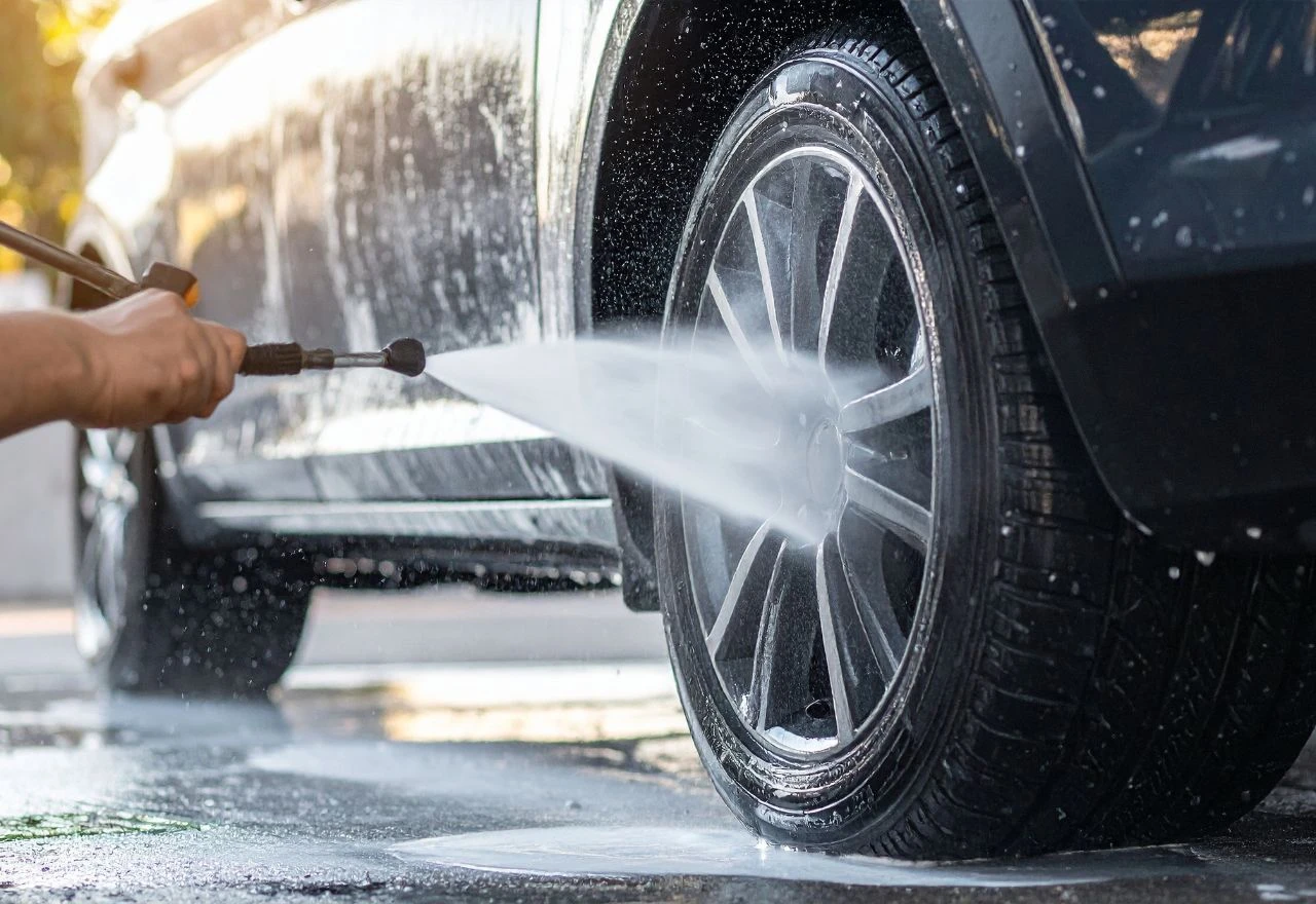 Znate li zašto nije dobro prati automobil na niskim temperaturama?