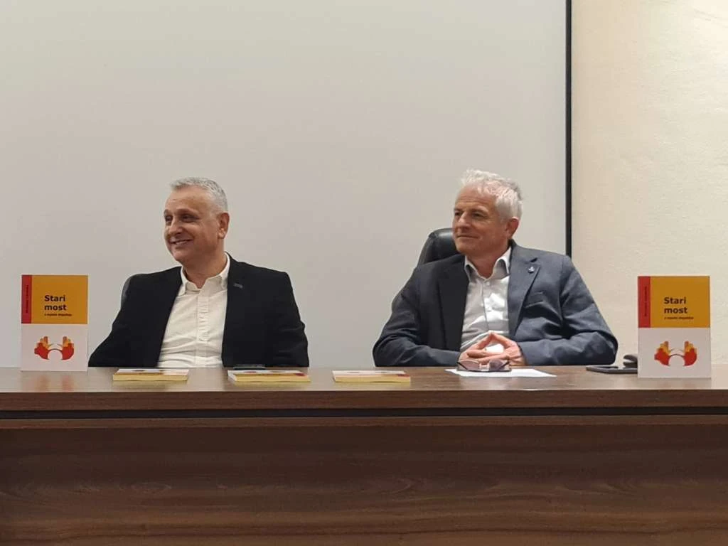 Predstavljanjem knjige o Starom mostu završena manifestacija Jesen s Napretkom