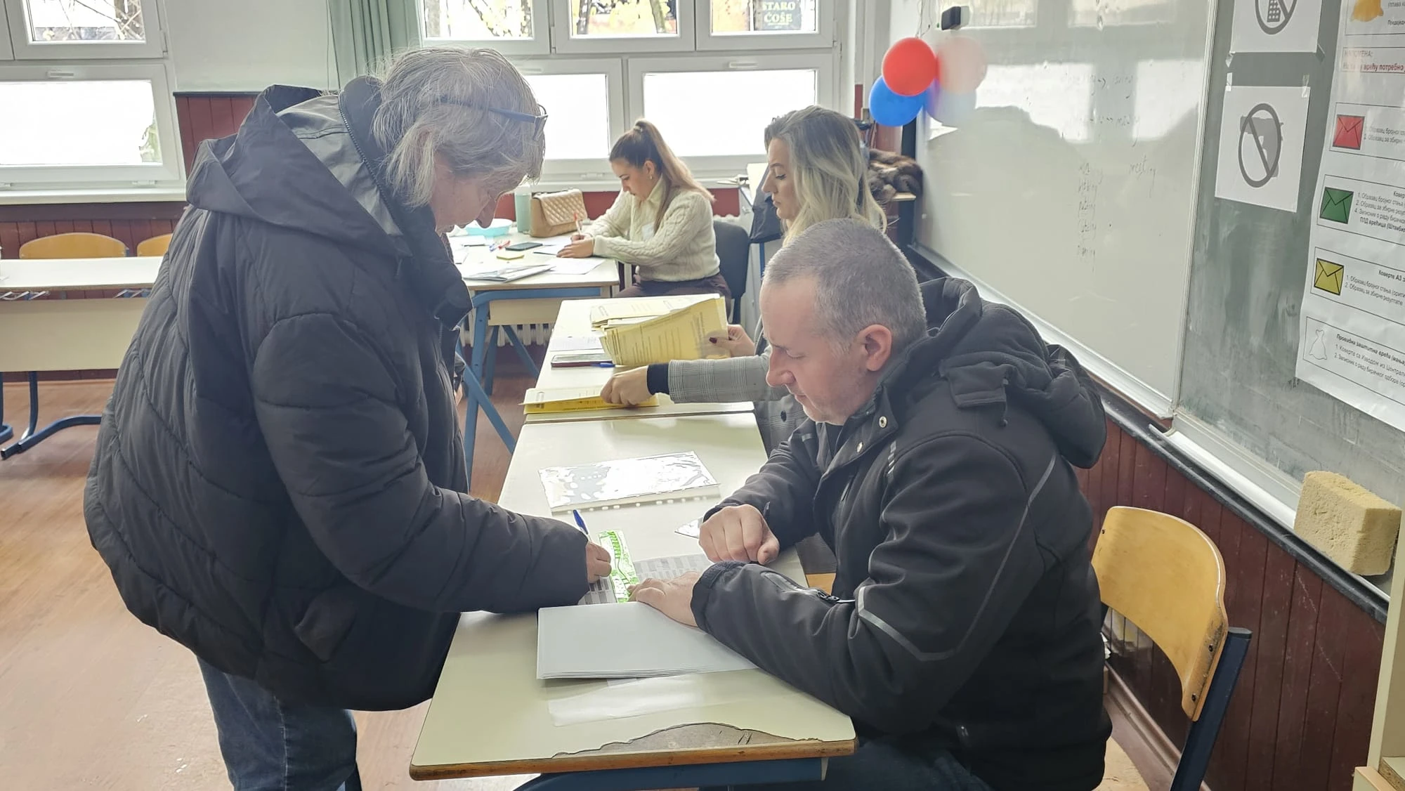 Do 15 sati na izbore izašlo 26 % glasača, odgođeni izbori u Korićanima