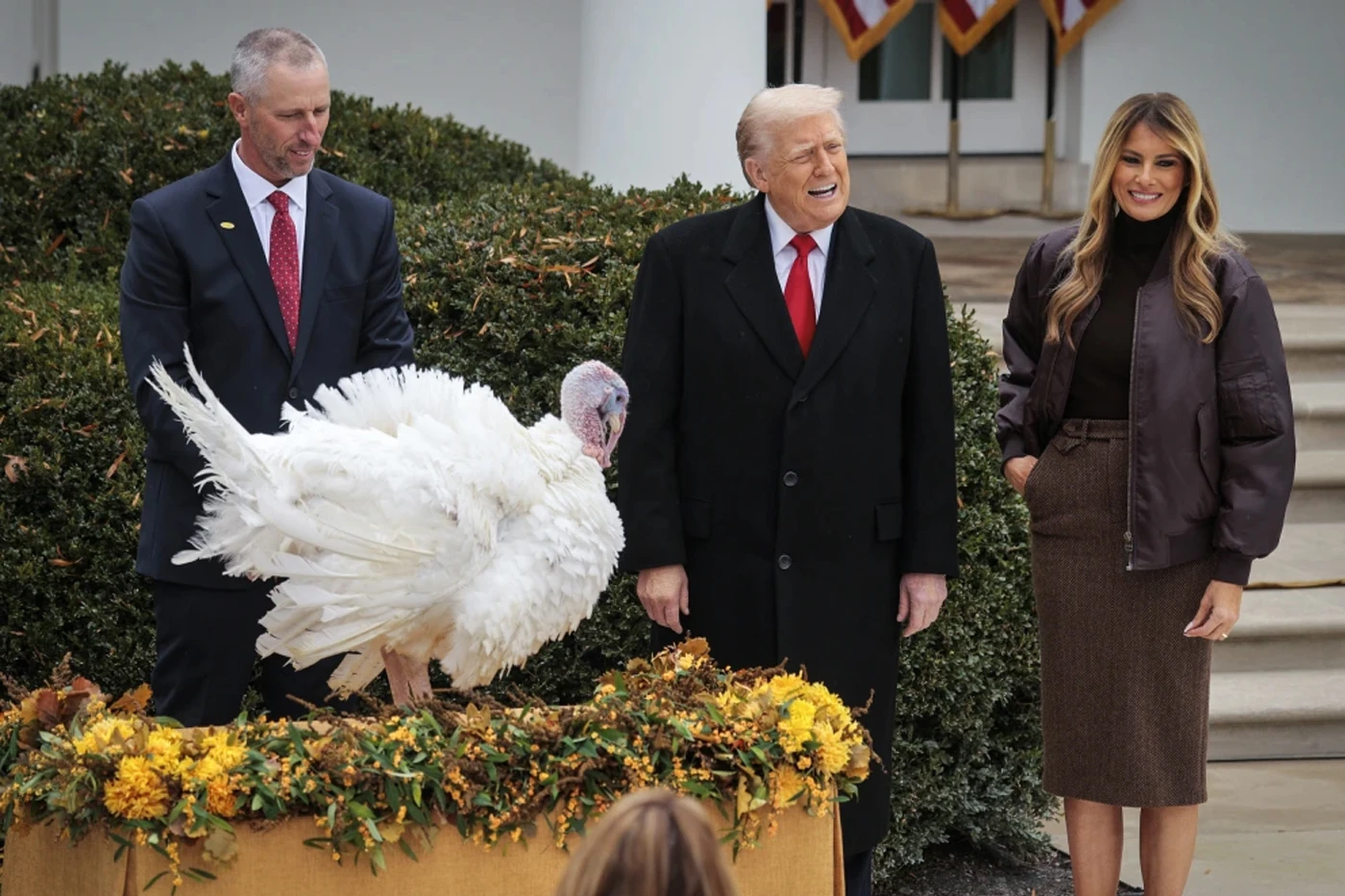 Zelenski tvrdi Ukrajina je spremna, Trump misli kako su vrlo blizu dogovora