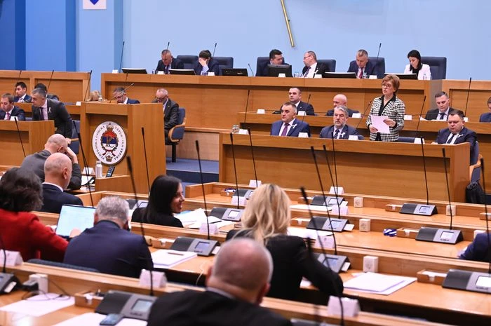 Novo zaduženje Republike Srpske: Proračun povećan za 260 milijuna KM