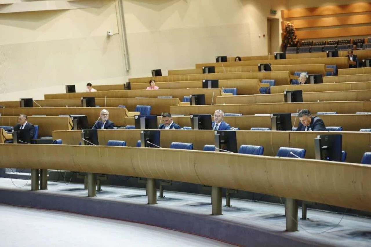 Radno u Zastupničkom domu PS BiH: Na stolu više zakonskih prijedloga
