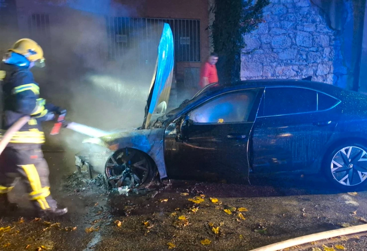 Paljenje vozila gradonačelnika Kordića: Kamere snimile počinitelje