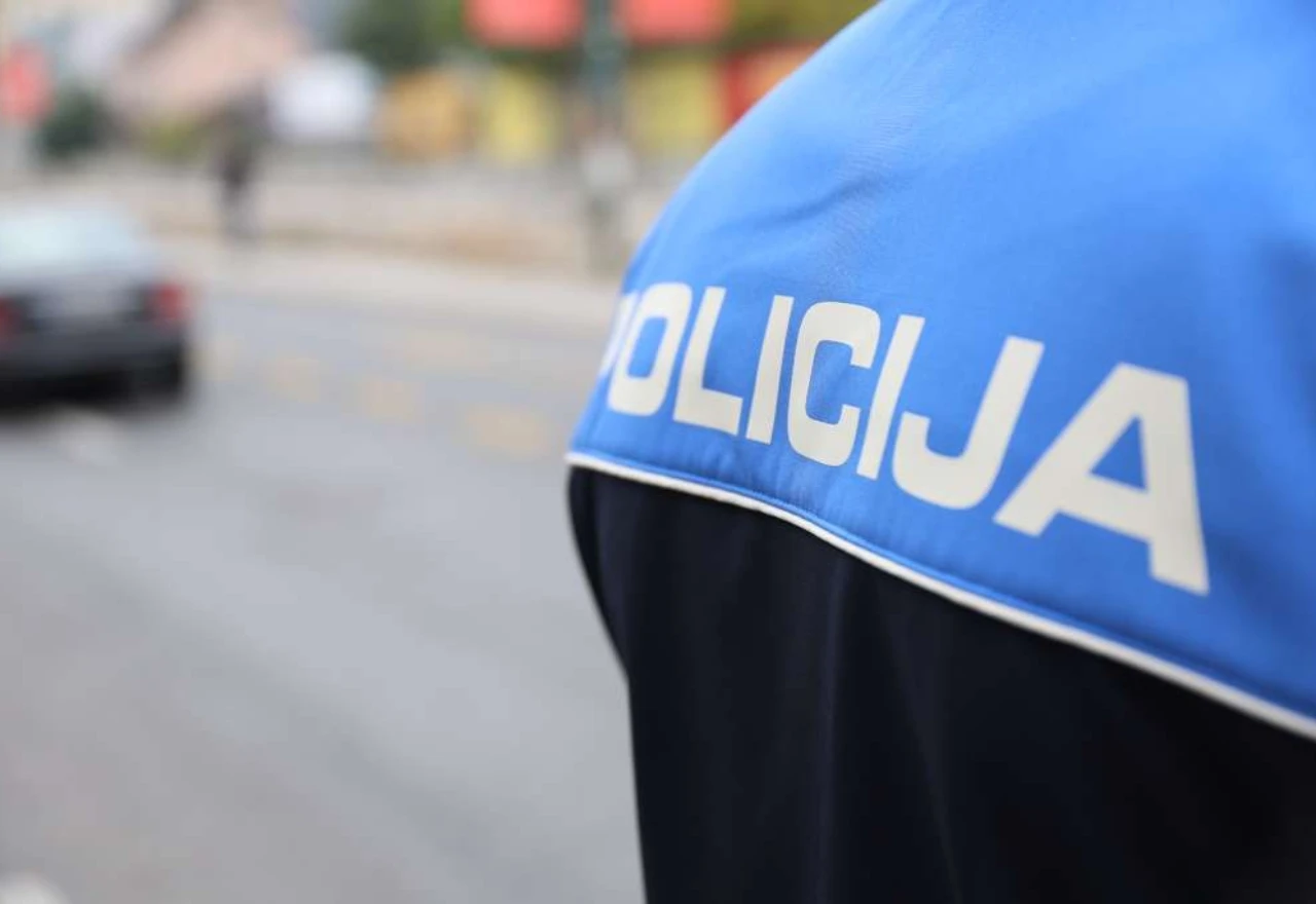 Uhićena tri muškarca zbog krađe 70.000 KM i 22.000 eura