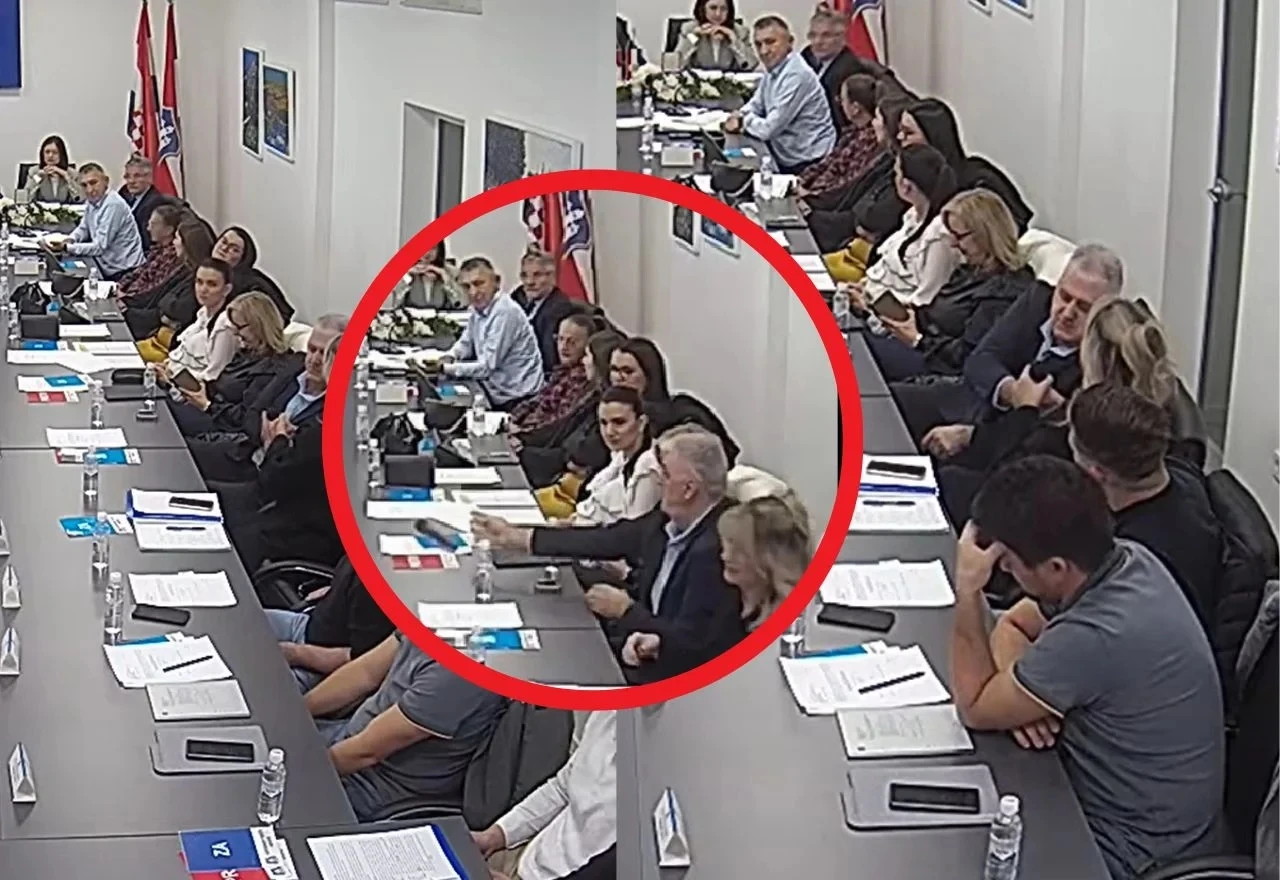 VIDEO | Napadnuta vijećnica tijekom sjednice Općinskog vijeća u Grudama