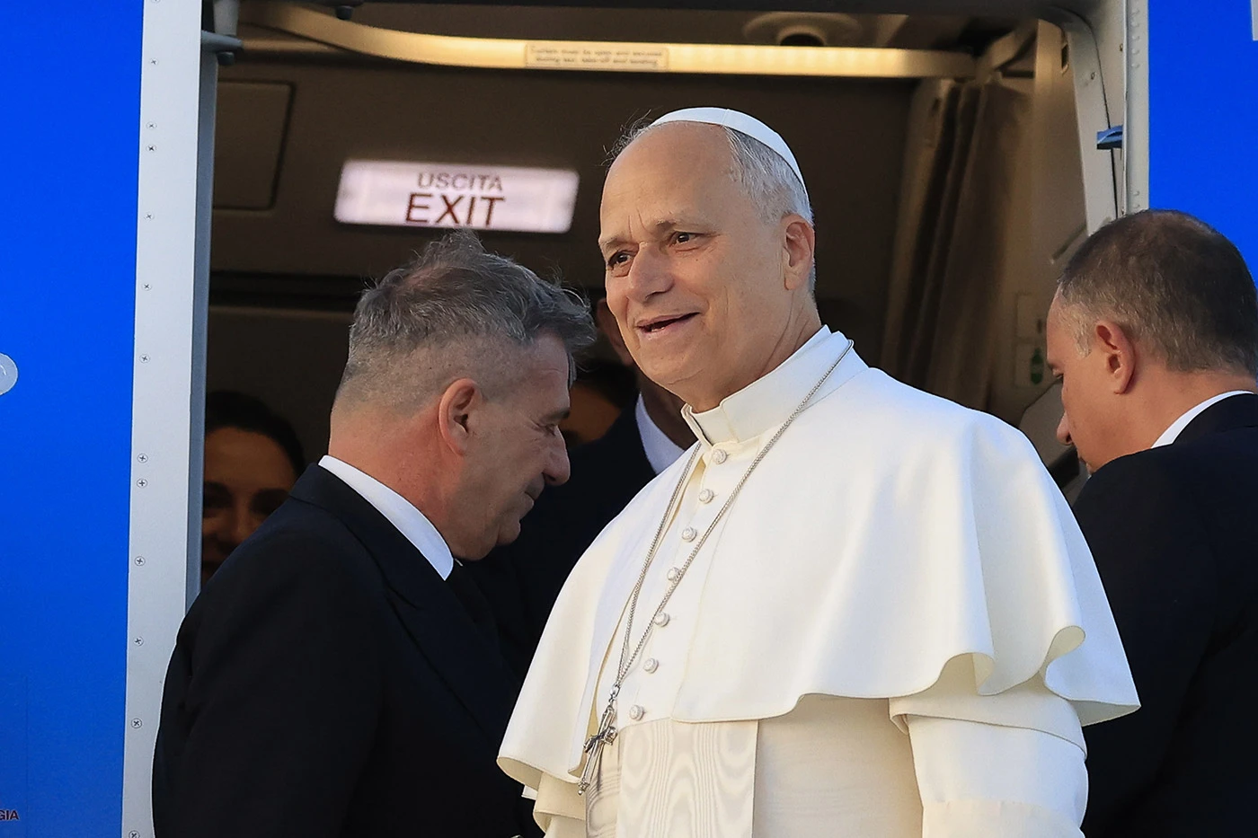 Papa stiže u Libanon: Molit će na mjestu bejrutske eksplozije
