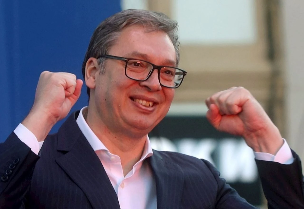 Vučić reagirao na transparent BH Fanaticosa na utakmici: "To mi samo imponira"