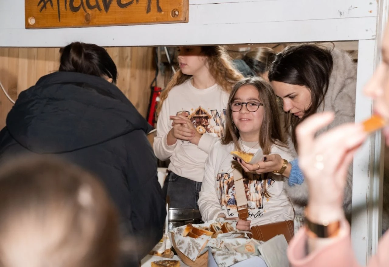 FOTO | FrAdvent u Čapljini otvoren paljenjem prve svijeće i humanitarnom akcijom