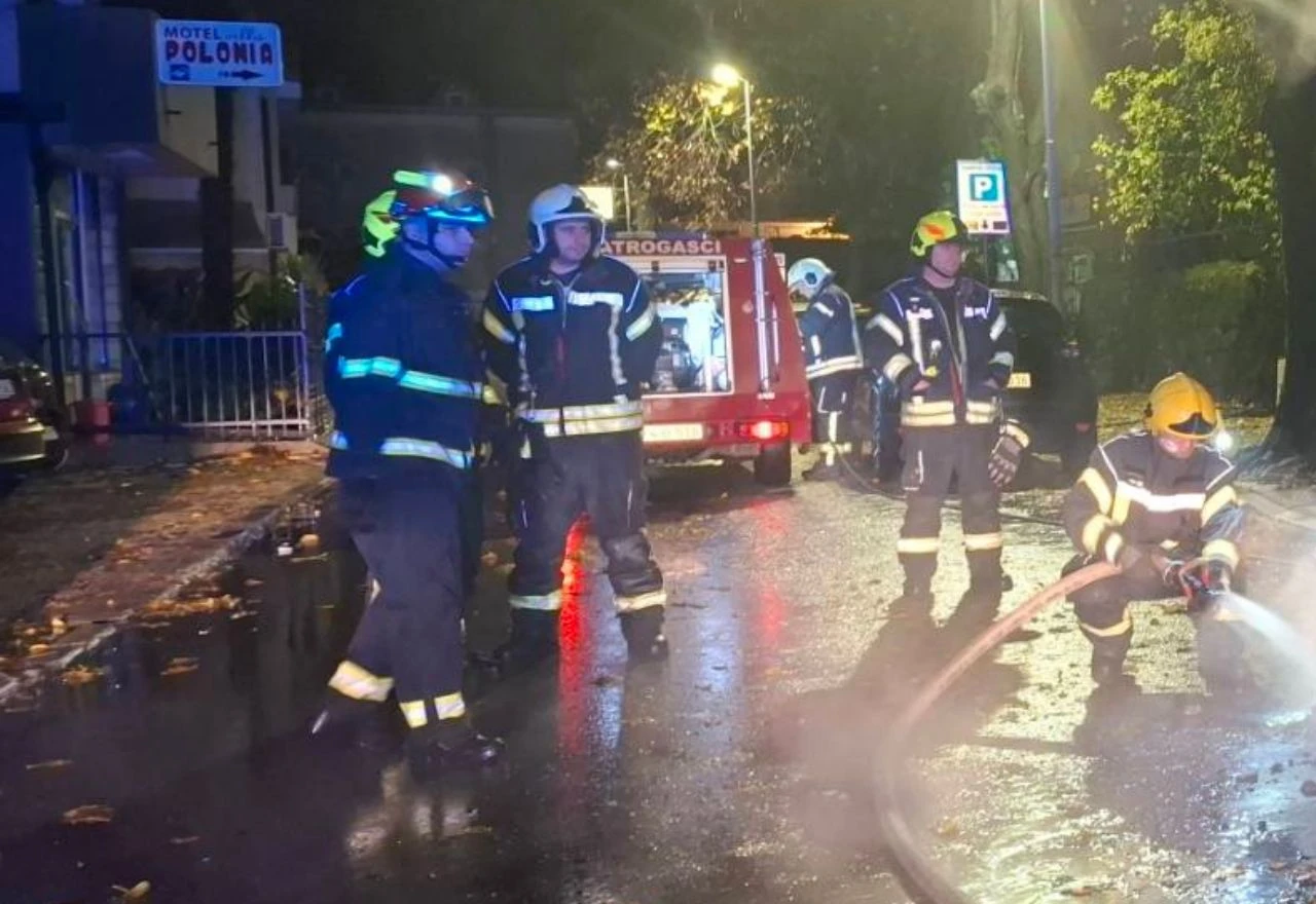 Mostar: Gorio otpad na putu prema Raštanima