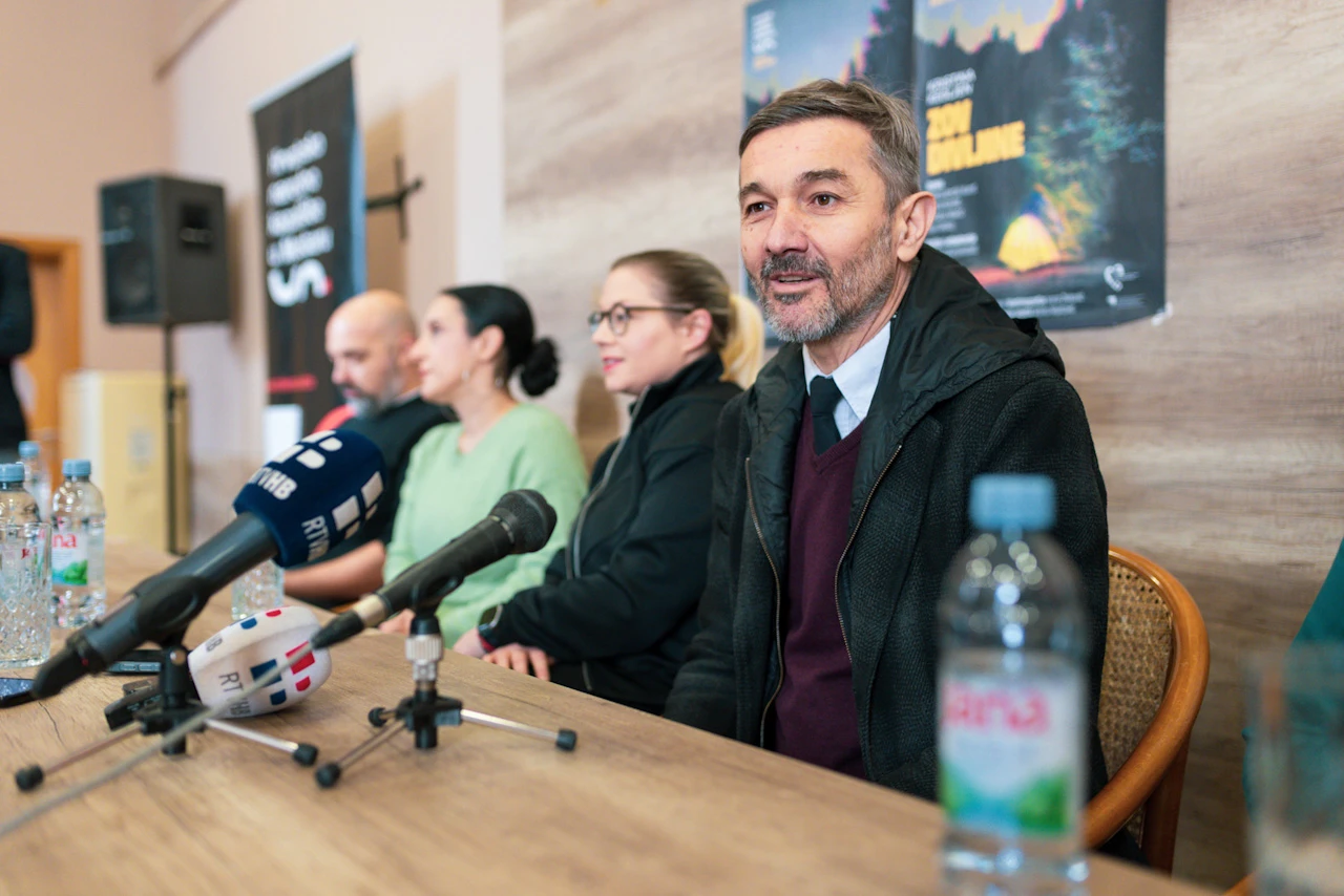 Nova predstava HNK Mostar: Pitka i lepršava komedija kao refleksija današnjeg društva