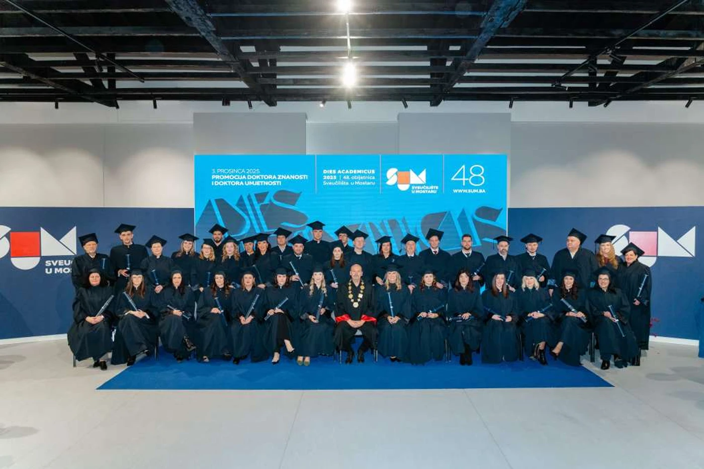 FOTO | Sveučilište Mostaru promoviralo 40 novih doktora znanosti i umjetnosti