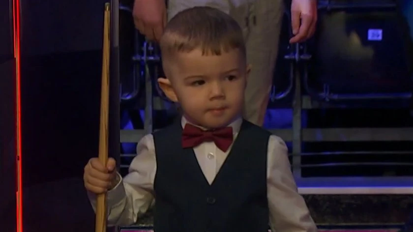 Snooker ima novu zvijedu, zove se Jude Owens i ima samo dvije godine!