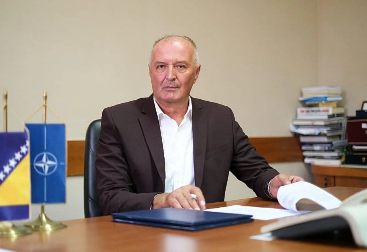 HNS osudio Heleza: Govor mržnje i primitivne uvrede moraju biti sankcionirane